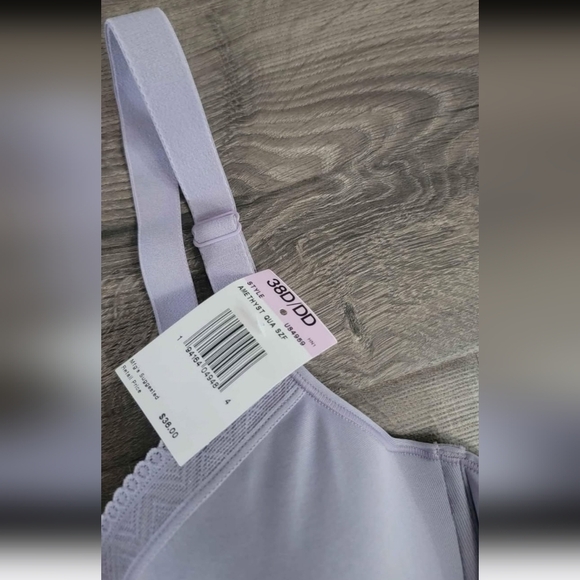 Women's maternity/ nursing bra NWT 38D/DD - Picture 3 of 5